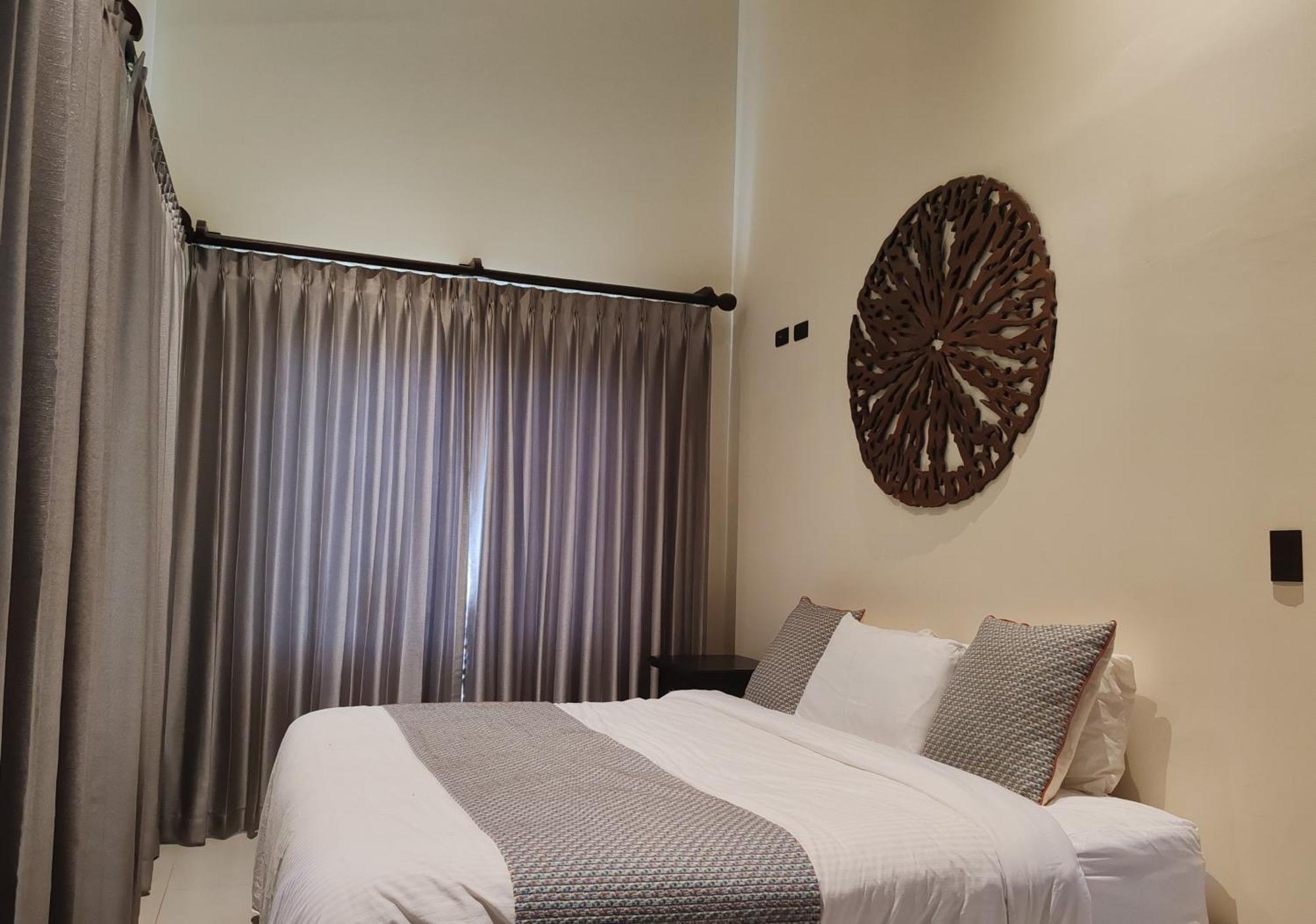 Marenaz Oceanfront Resort エステリリョス・エステ エクステリア 写真
